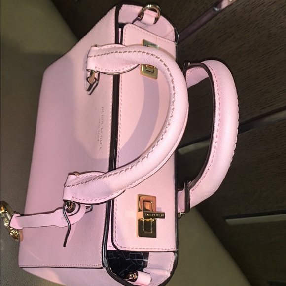 NWOT HENRI BENDEL TURNLOCK PURSE - Picture 3 of 8